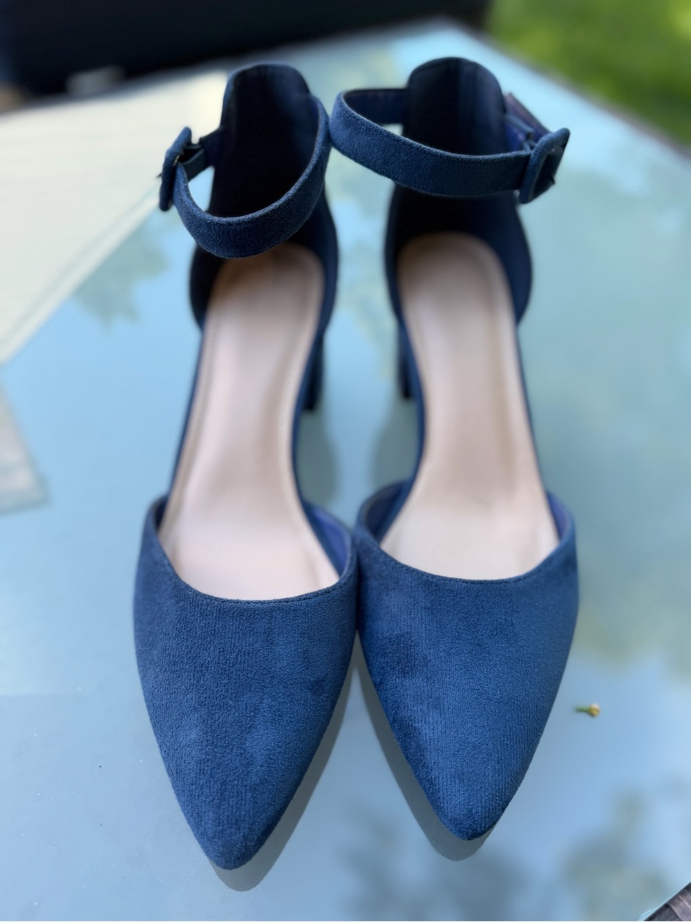Pointed Ankle-Strap Heels in Navy Suede-Look-closed toe- excellent condition